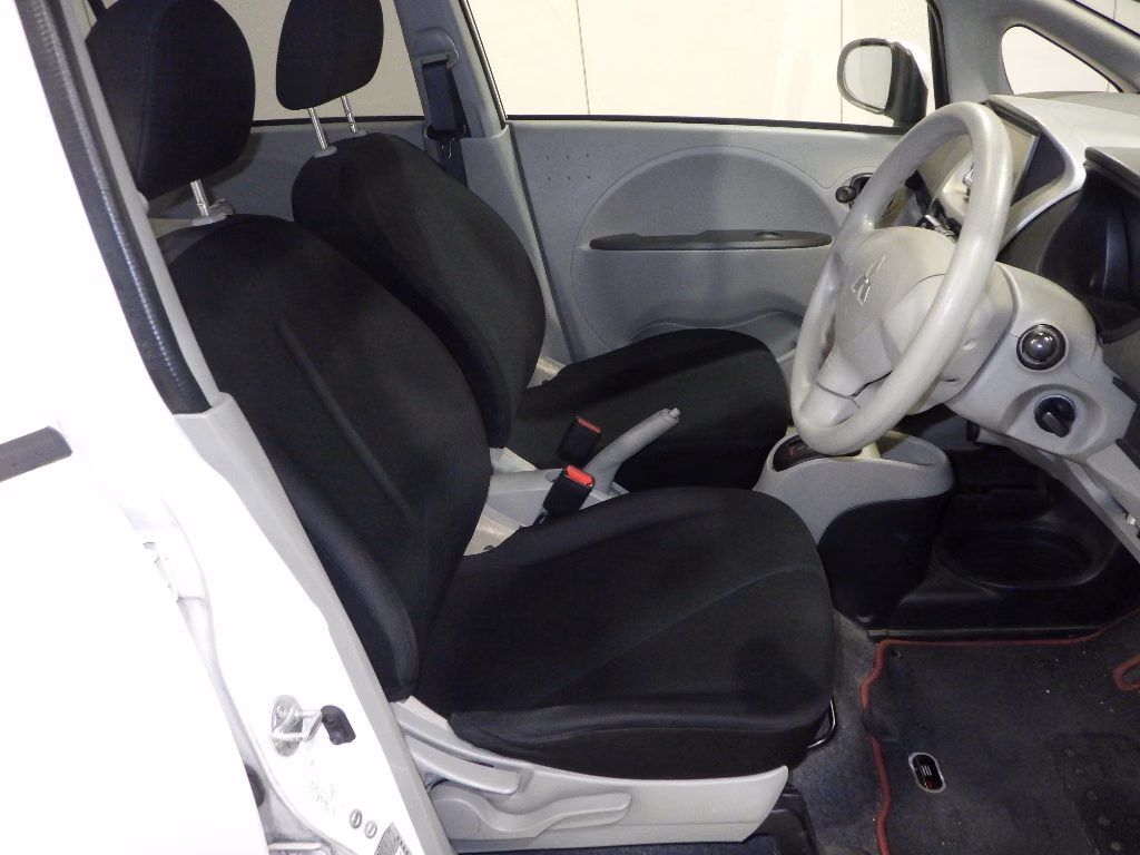 MITSUBISHI I