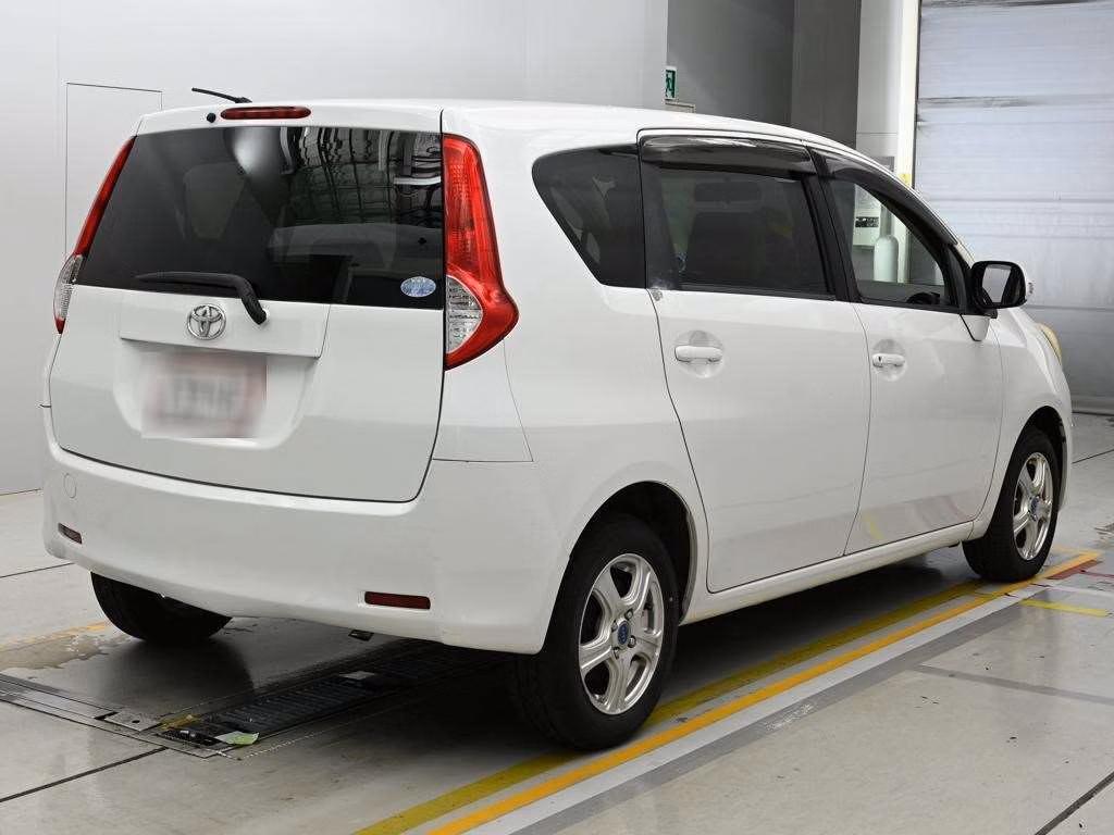 TOYOTA PASSO SETTE