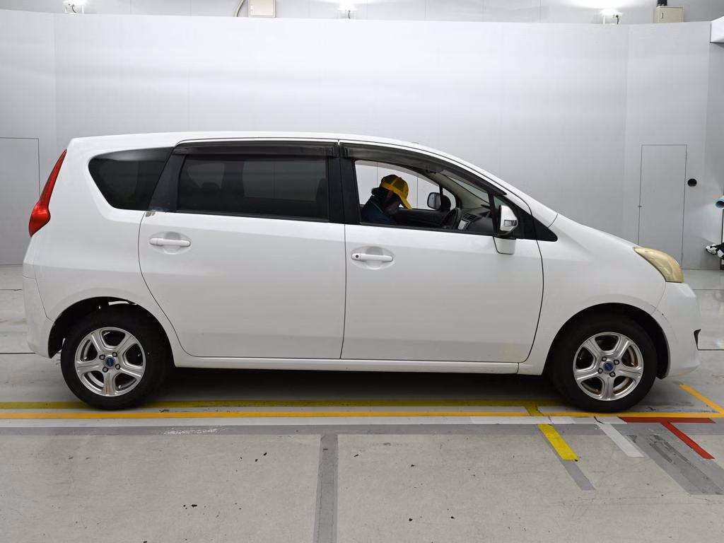 TOYOTA PASSO SETTE