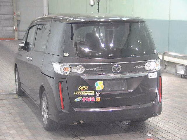 MAZDA BIANTE