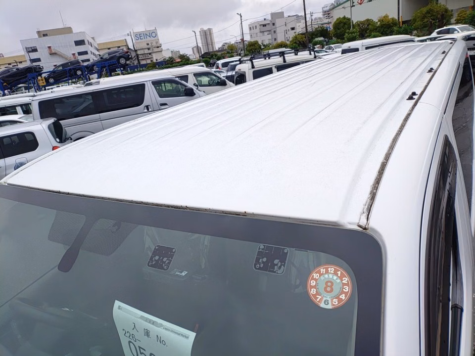 NISSAN NV350 CARAVAN