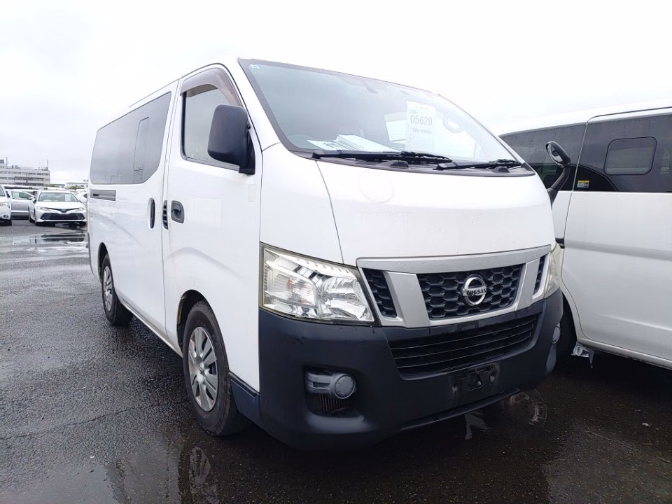 NISSAN NV350 CARAVAN