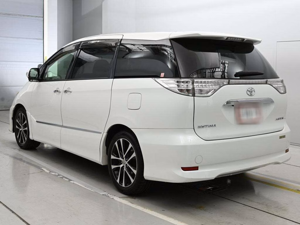 TOYOTA ESTIMA