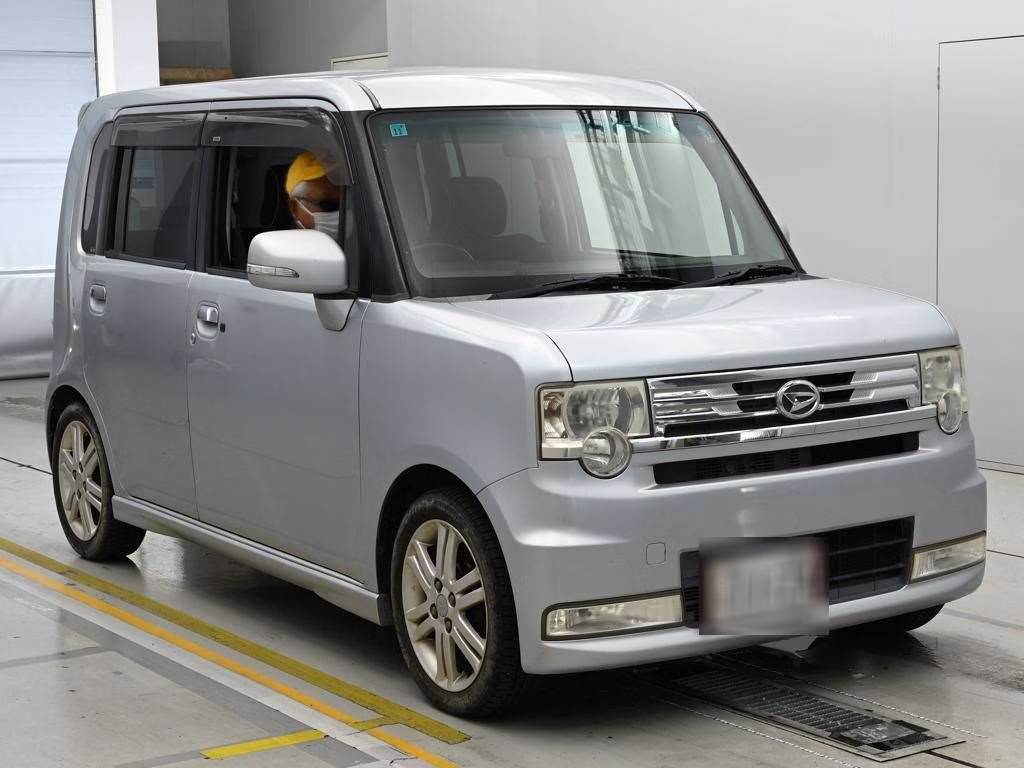 DAIHATSU MOVE CONTE