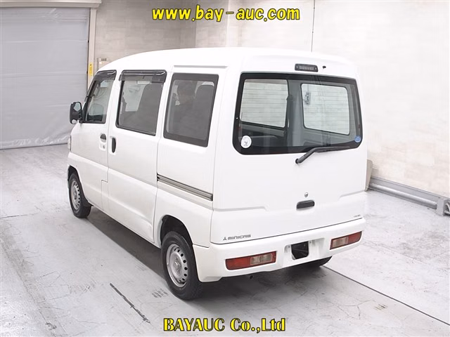 MITSUBISHI MINICAB