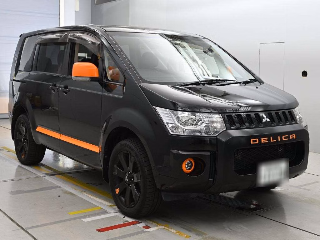 MITSUBISHI DELICA D:5