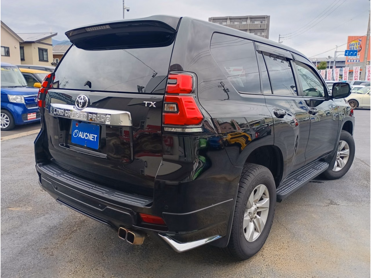 TOYOTA LAND CRUISER PRADO