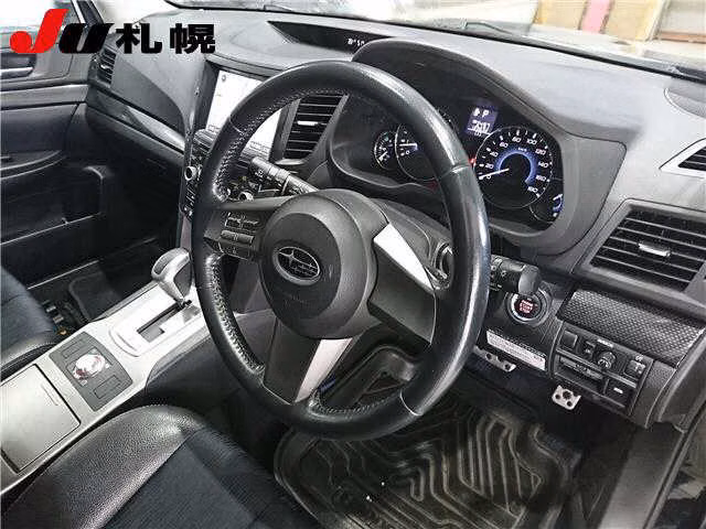 SUBARU LEGACY
