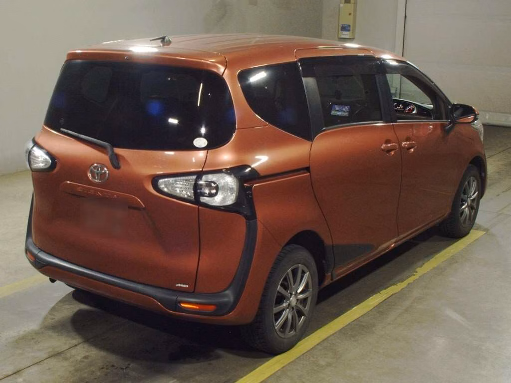 TOYOTA SIENTA