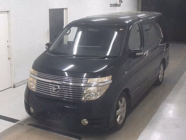 NISSAN ELGRAND