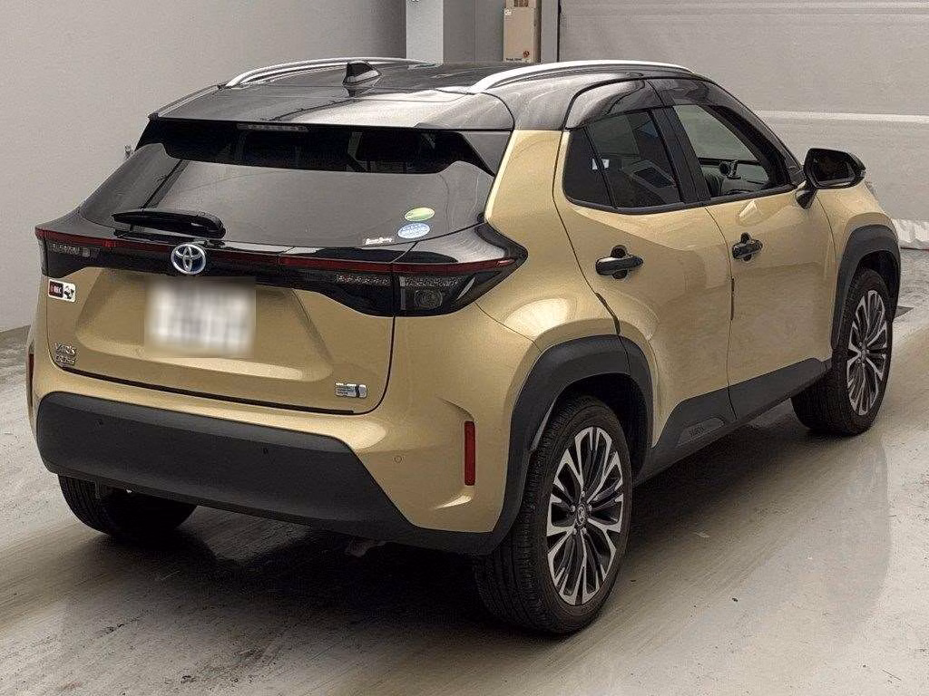 TOYOTA YARIS CROSS
