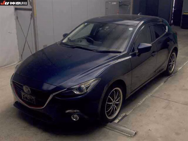 MAZDA AXELA