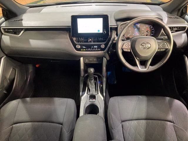 TOYOTA COROLLA CROSS