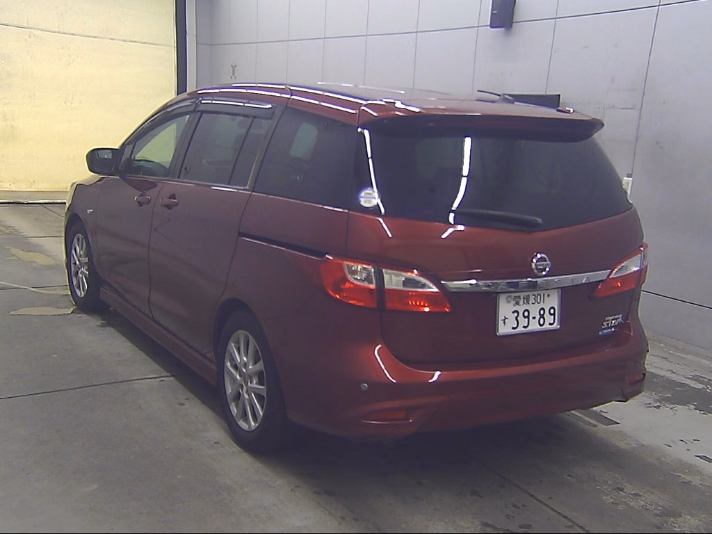 NISSAN LAFESTA