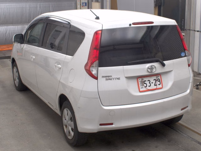TOYOTA PASSO SETTE