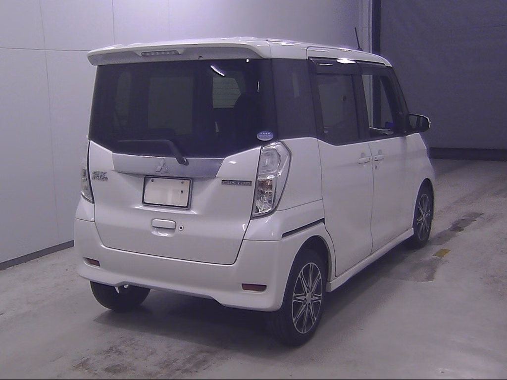 MITSUBISHI EK SPACE