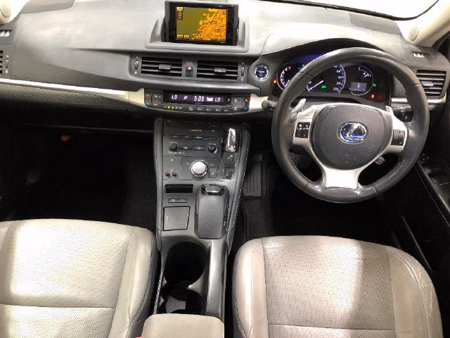 LEXUS CT200H