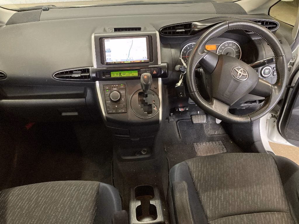 TOYOTA WISH
