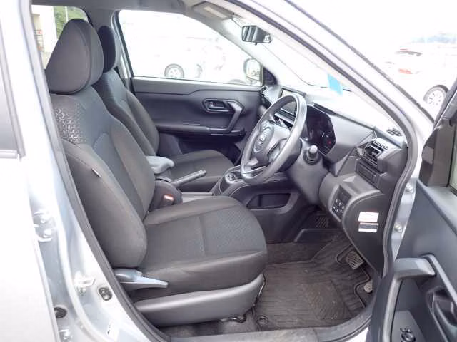 DAIHATSU ROCKY