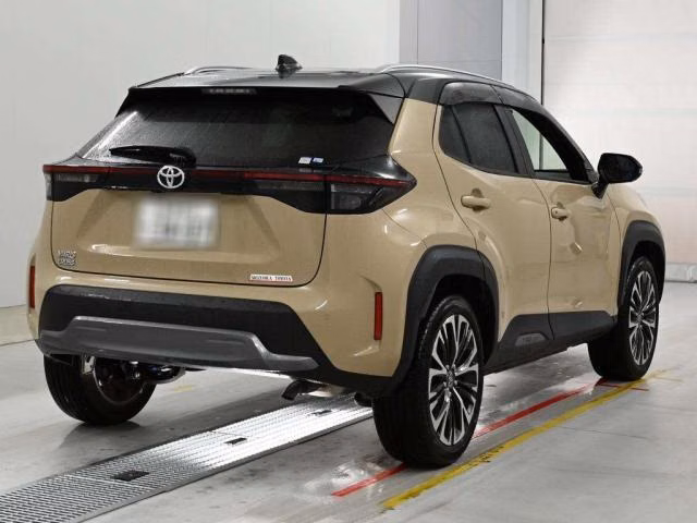 TOYOTA YARIS CROSS