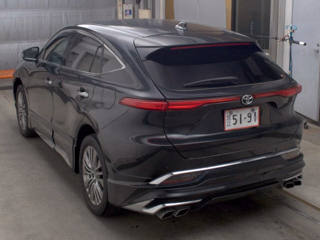 TOYOTA HARRIER