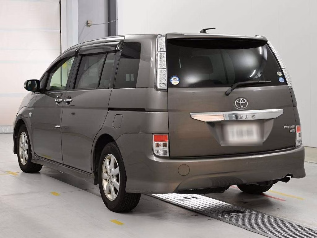 TOYOTA ISIS