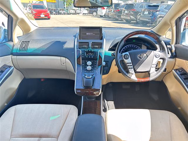 TOYOTA SAI
