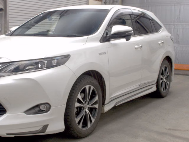 TOYOTA HARRIER
