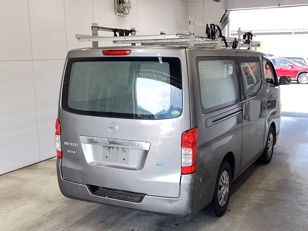 NISSAN NV350 CARAVAN