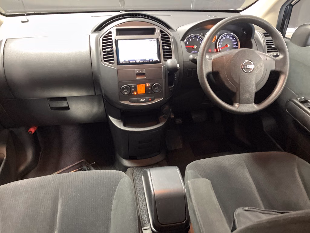 NISSAN LAFESTA