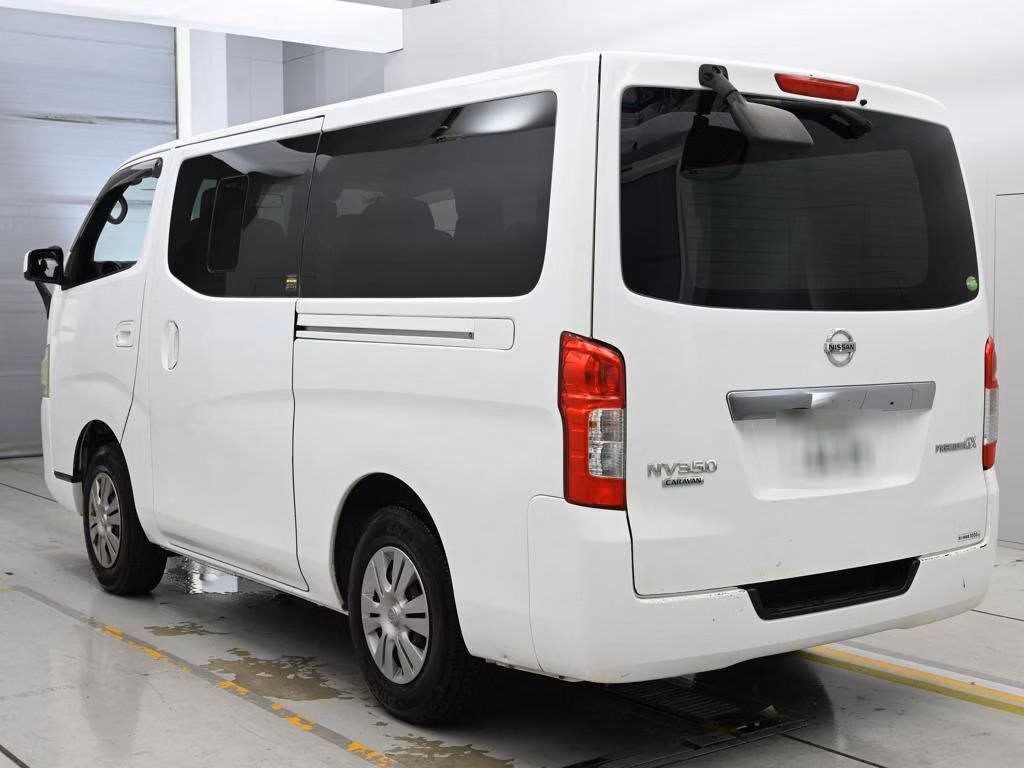 NISSAN NV350 CARAVAN