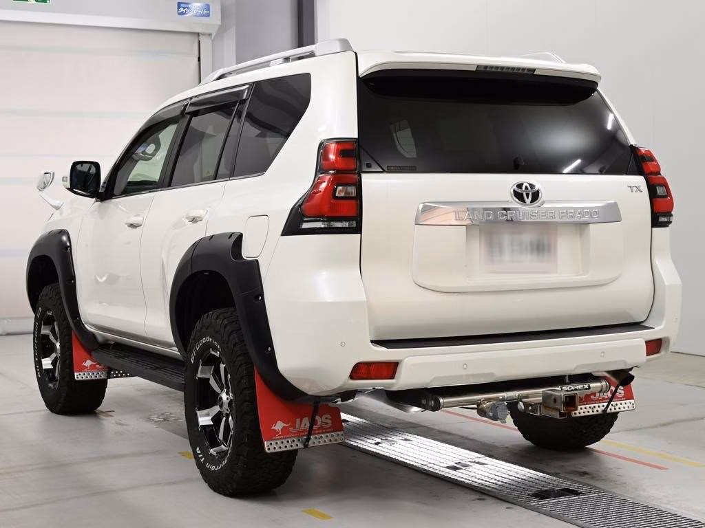 TOYOTA LAND CRUISER PRADO