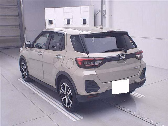 DAIHATSU ROCKY