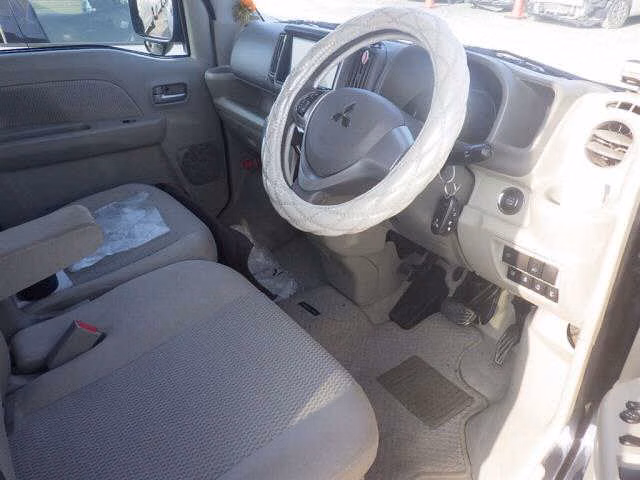 MITSUBISHI TOWN BOX
