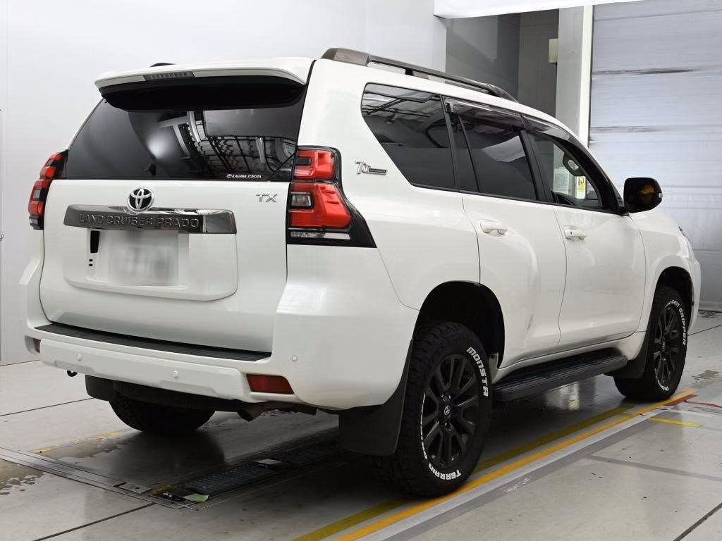TOYOTA LAND CRUISER PRADO