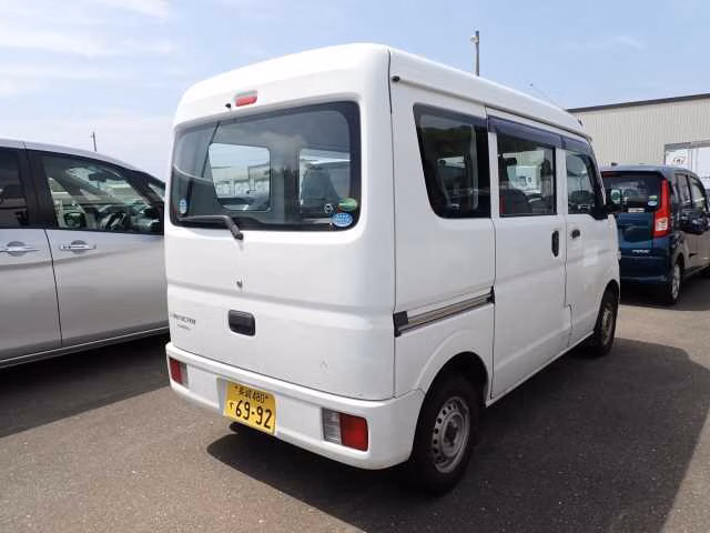 MITSUBISHI MINICAB