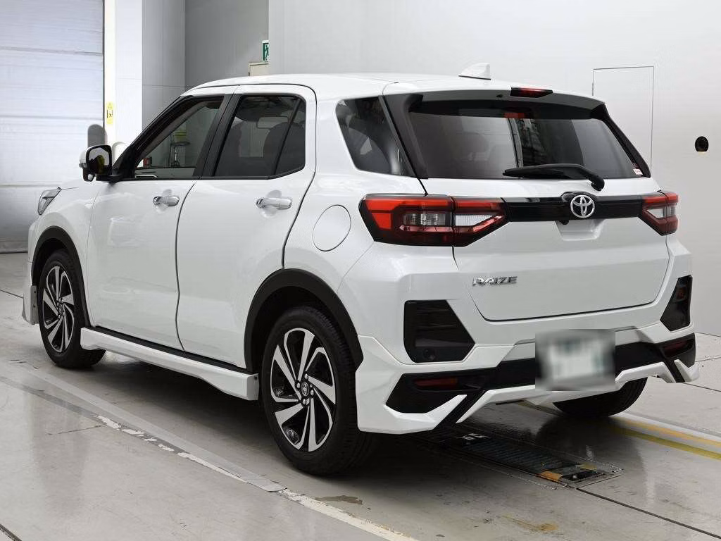 TOYOTA RAIZE