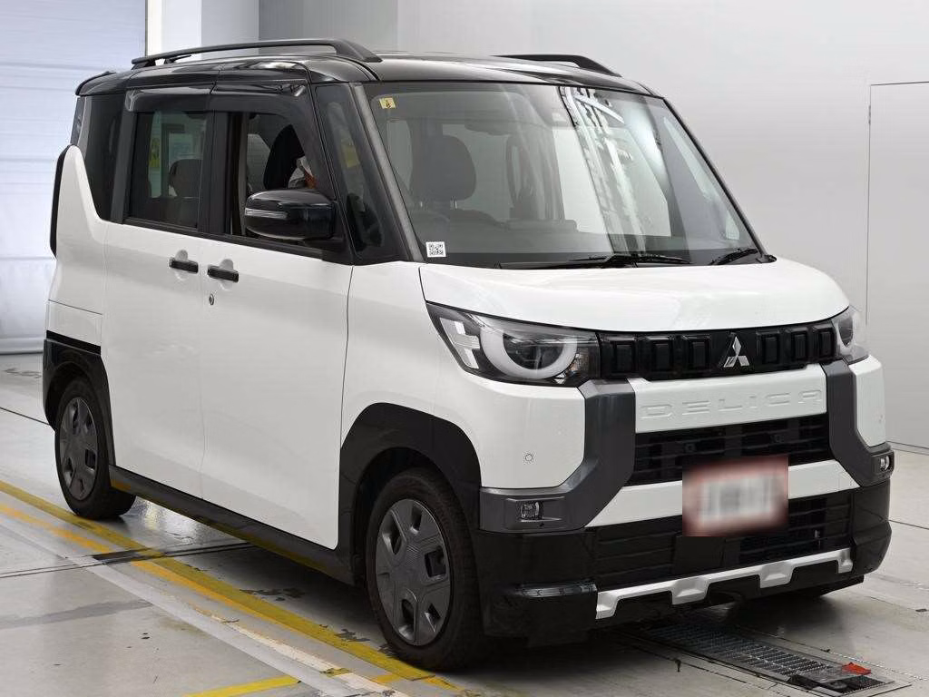MITSUBISHI DELICA MINI