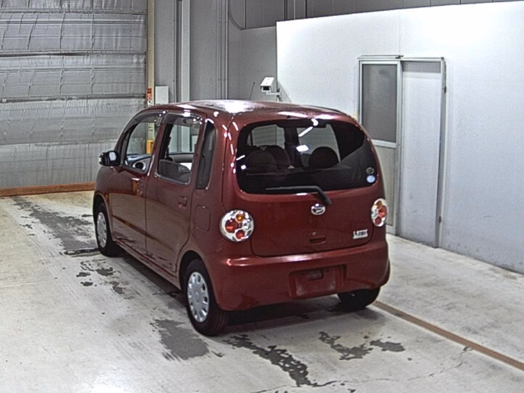 DAIHATSU MOVE LATTE