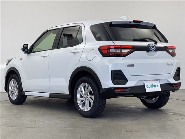 DAIHATSU ROCKY