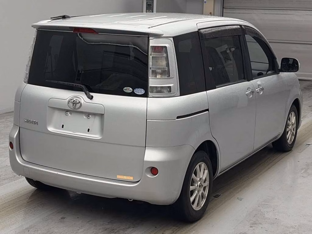 TOYOTA SIENTA