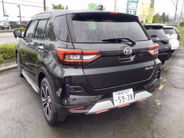 DAIHATSU ROCKY