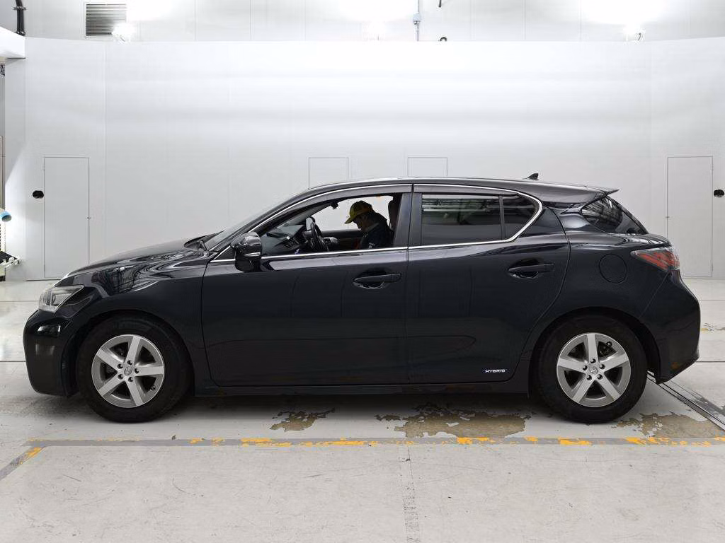 LEXUS CT200H