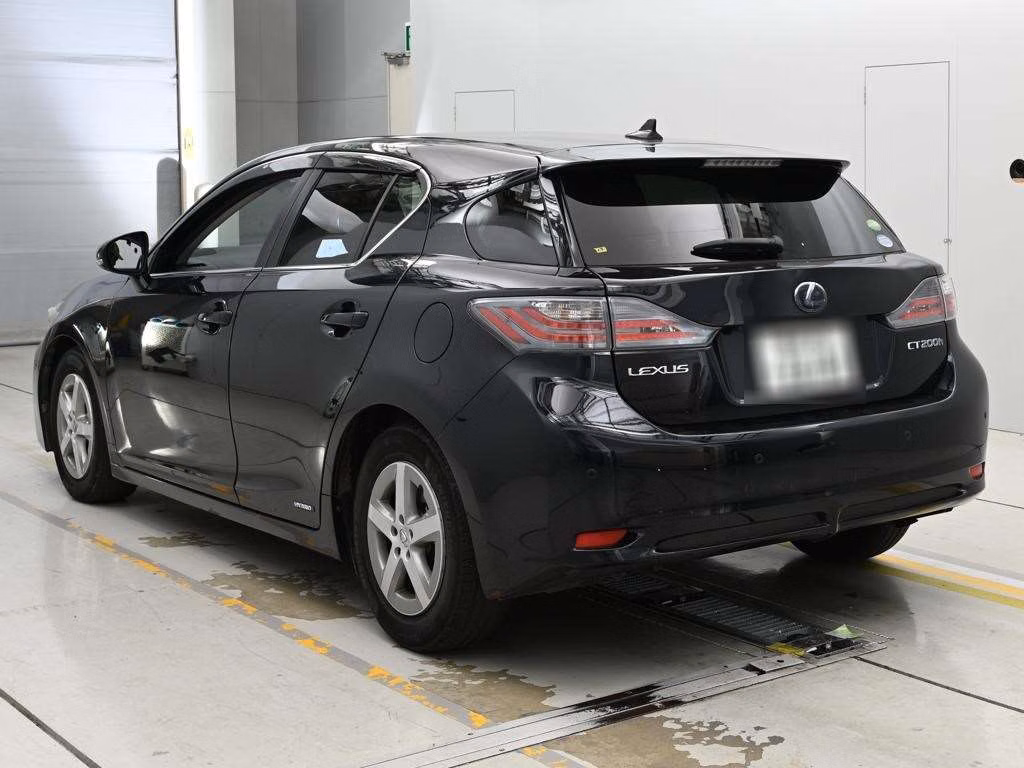 LEXUS CT200H