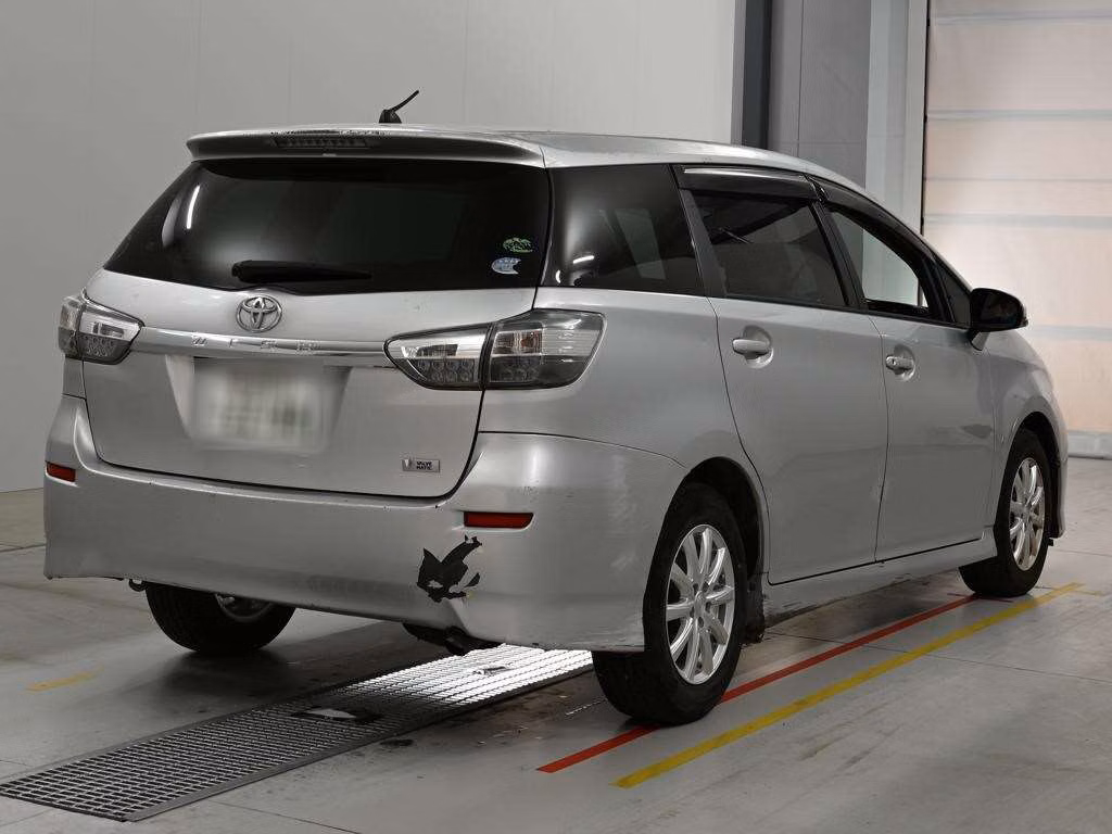 TOYOTA WISH
