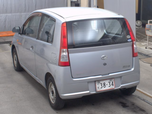 DAIHATSU MIRA