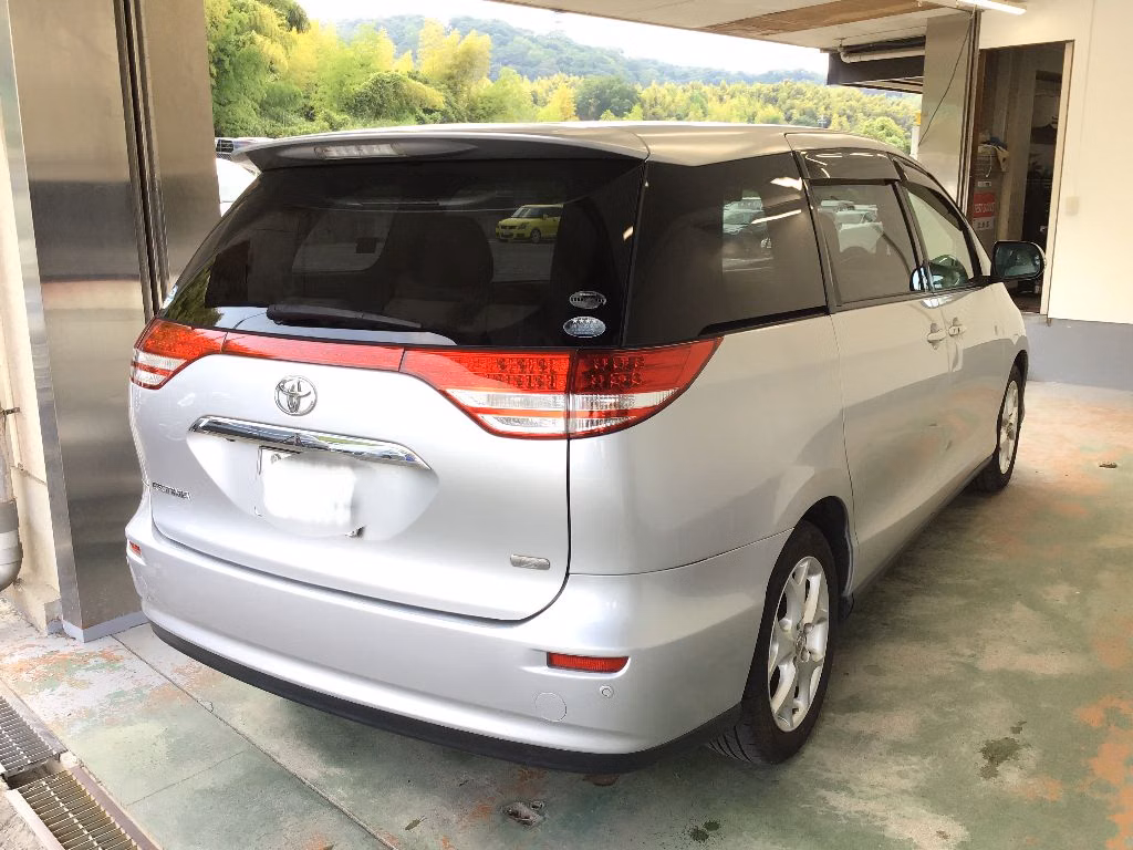 TOYOTA ESTIMA