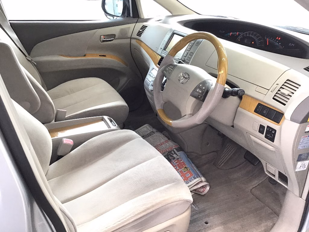 TOYOTA ESTIMA