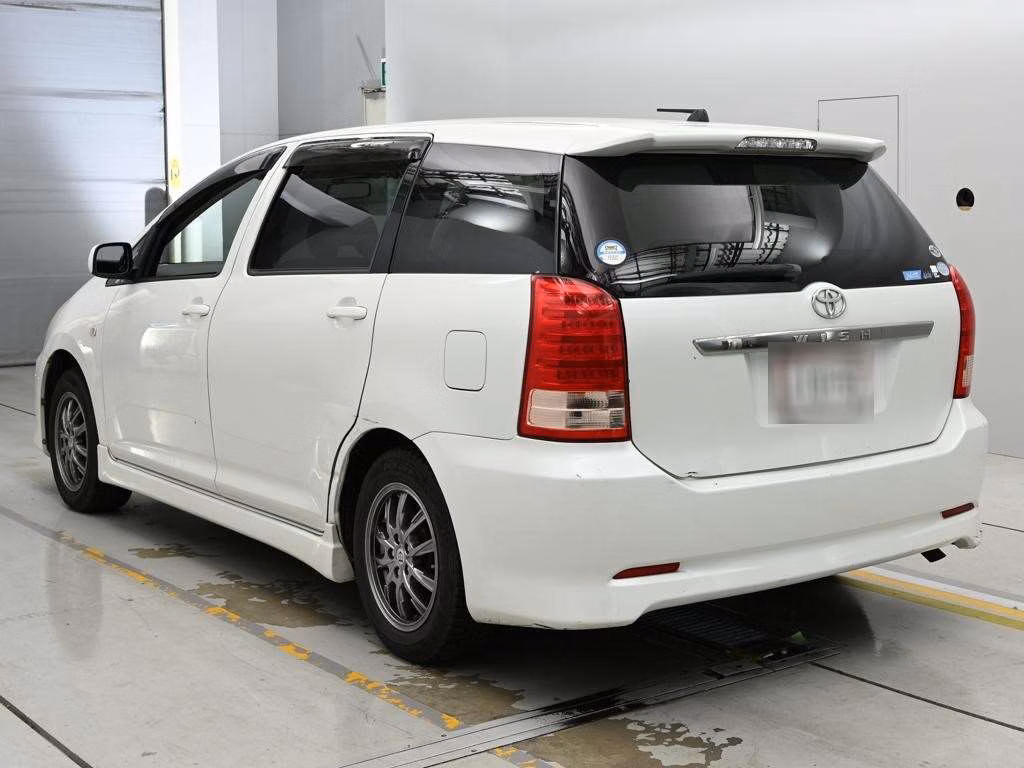 TOYOTA WISH