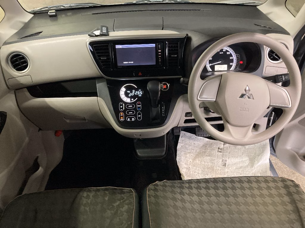 MITSUBISHI EK SPACE